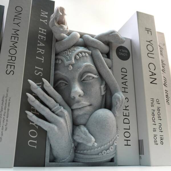 Medusa mythology